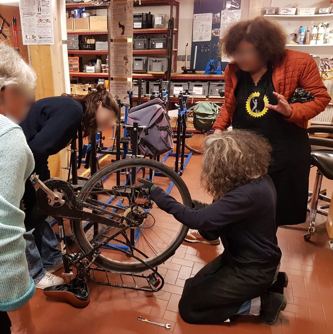 Atelier mécanique féminin 2